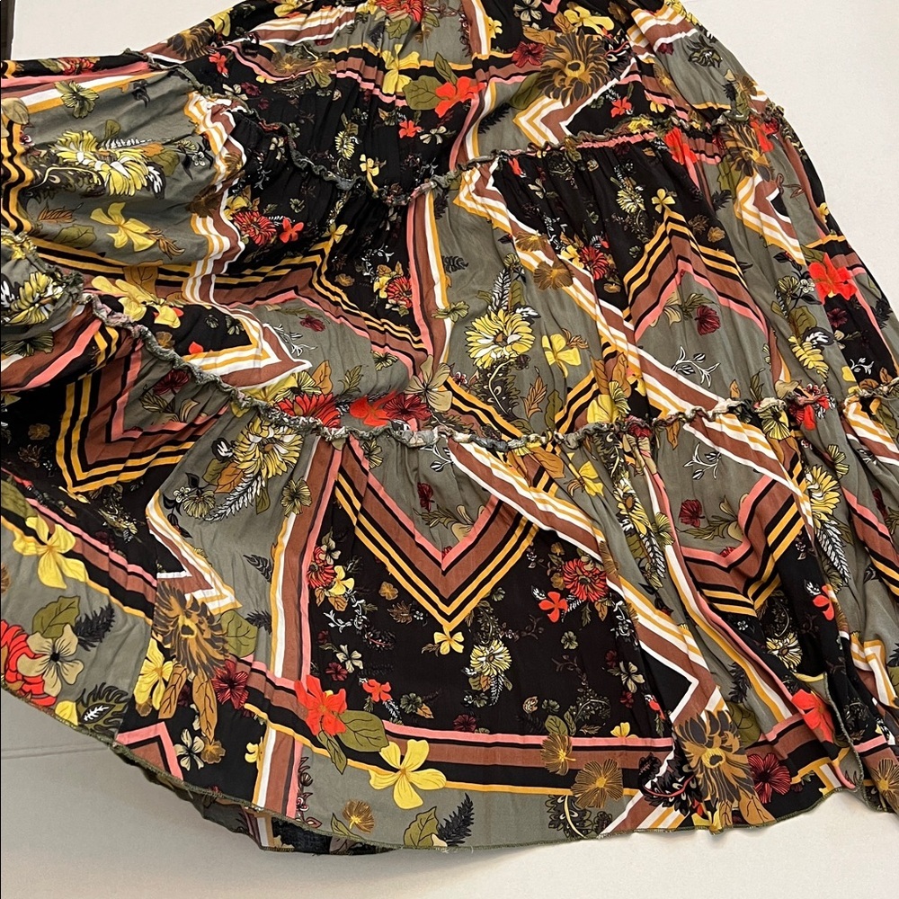 ABEL THE LABEL SMOCKED HALTER TIERED FLORAL MAXI DRESS SIZE LARGE - Picture 10 of 16